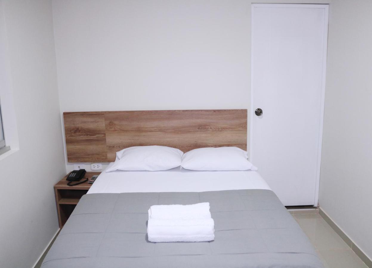 Hotel Kusnaya Piura Kültér fotó