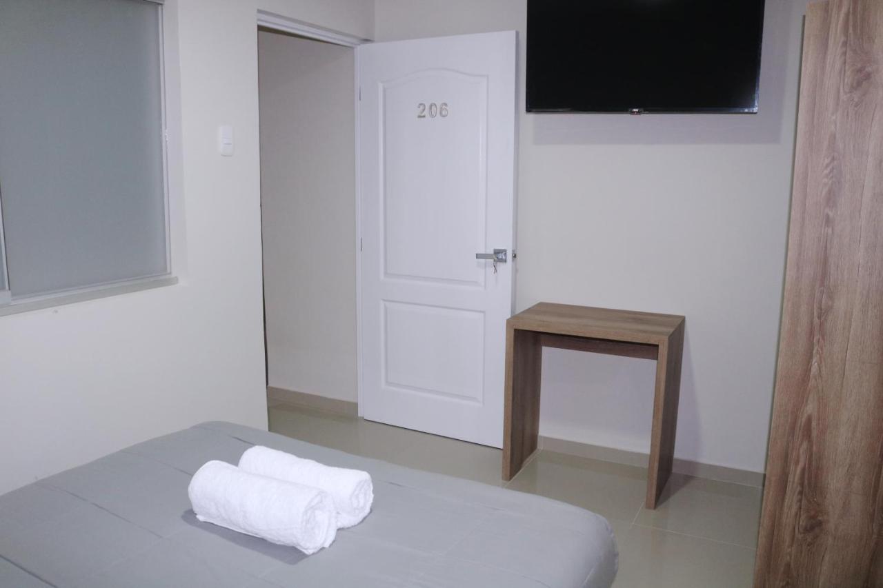 Hotel Kusnaya Piura Kültér fotó