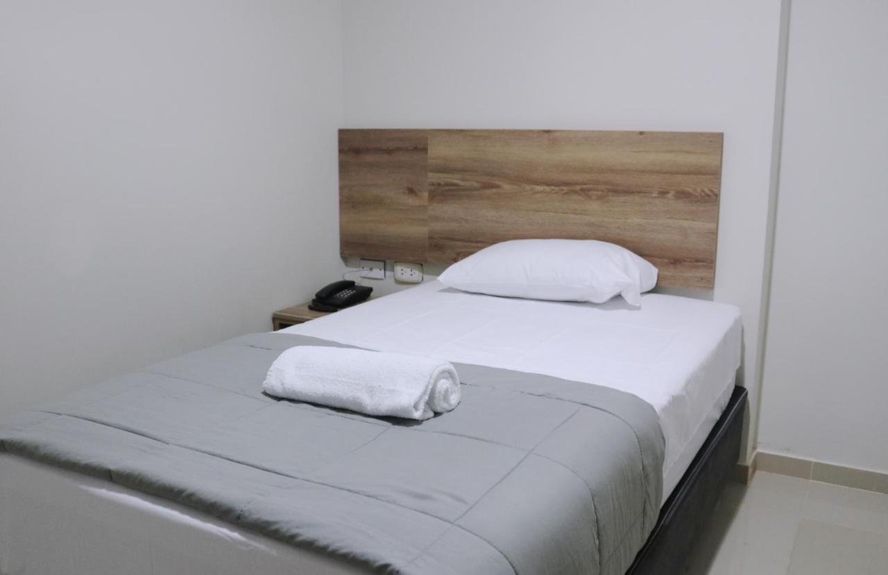 Hotel Kusnaya Piura Kültér fotó